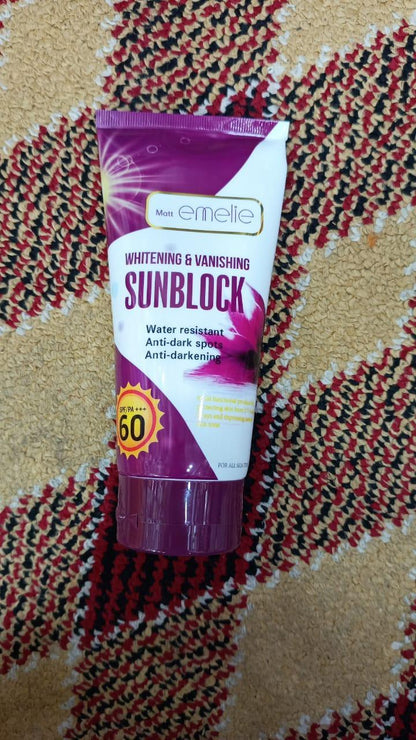 Emelie Sunblock SPF 60 Glossy 100ml All Skin Types