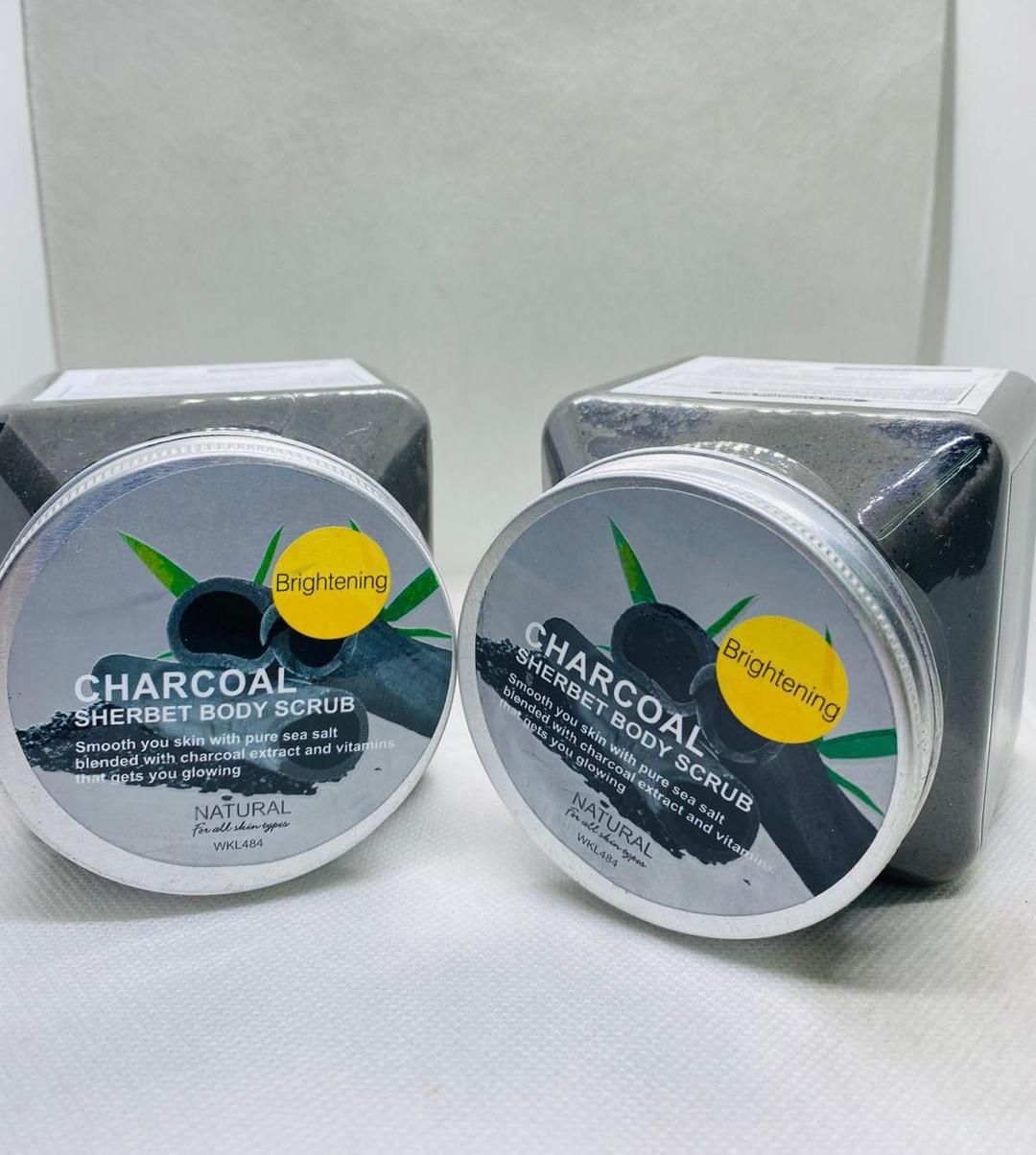 Charcoal Body Scrub Exfoliator 350g All Skin Types