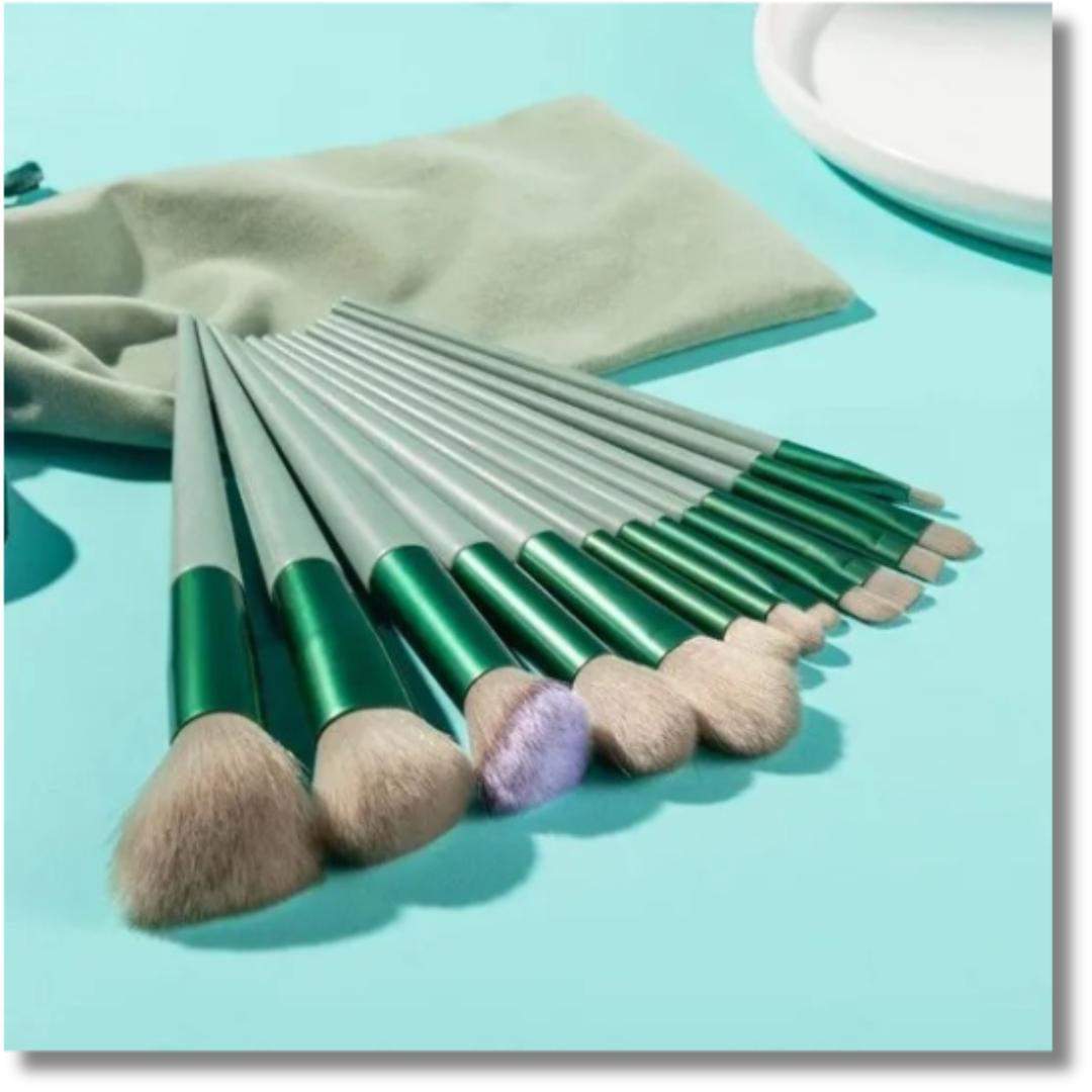 13 Pcs Makeup Brushes Set for Beginners Eye Blending