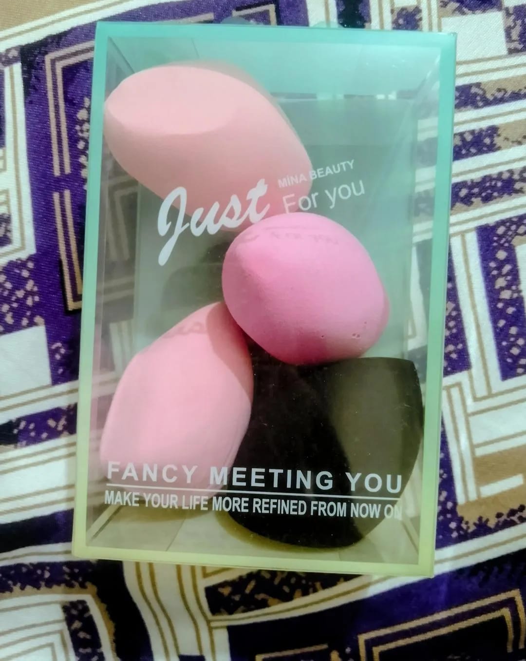 4 Pcs Multicolor Beauty Blenders for Makeup Application